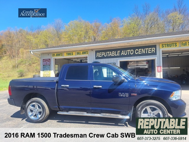 2016 RAM 1500 express Crew Cab SWB 